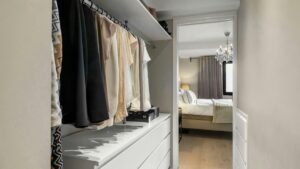 Clothes Closet